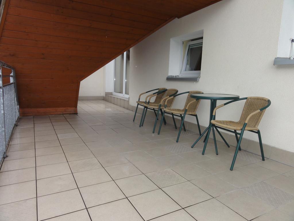 ヴィスワApartament Bukowaアパートメント 部屋 写真