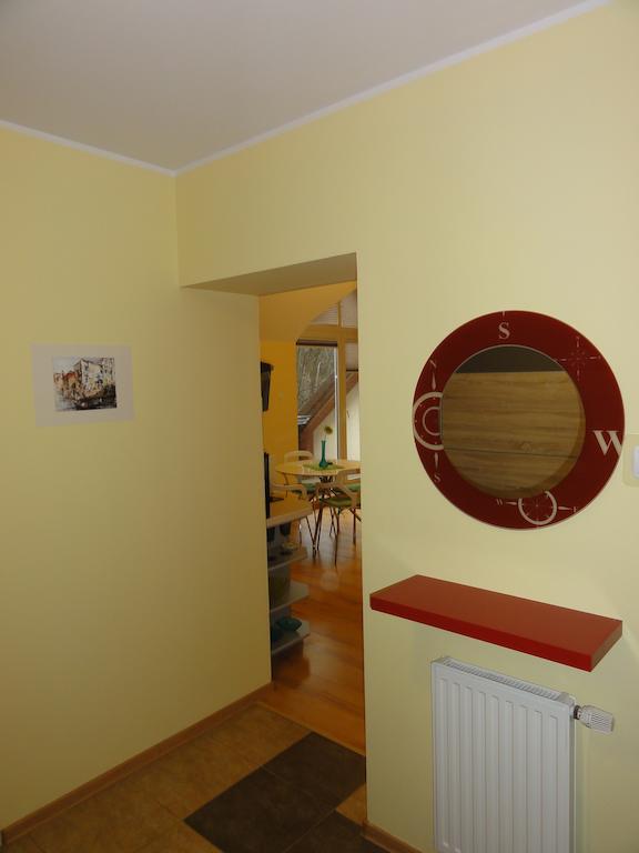 ヴィスワApartament Bukowaアパートメント 部屋 写真