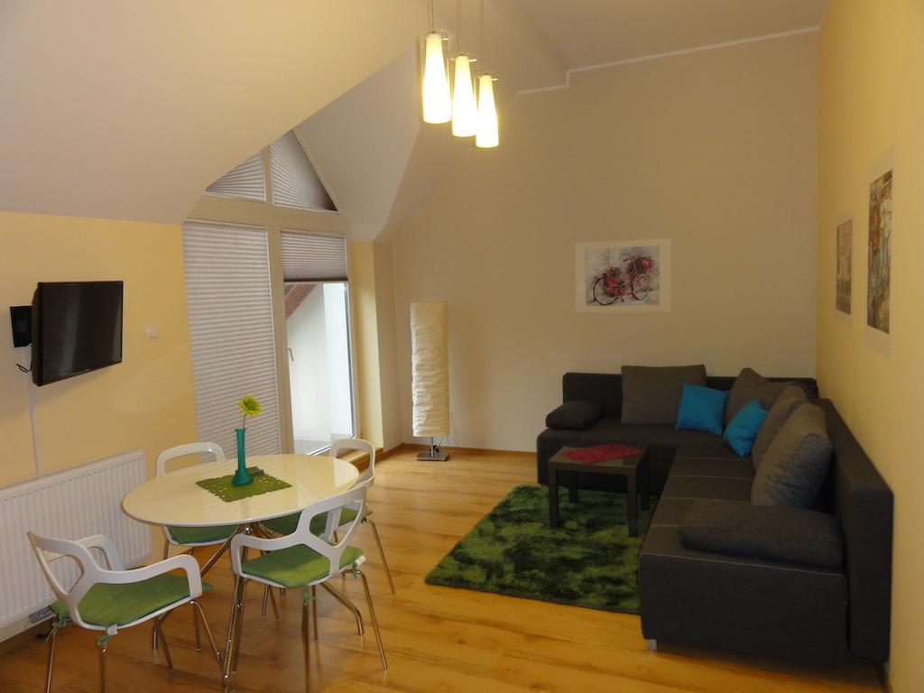 ヴィスワApartament Bukowaアパートメント 部屋 写真